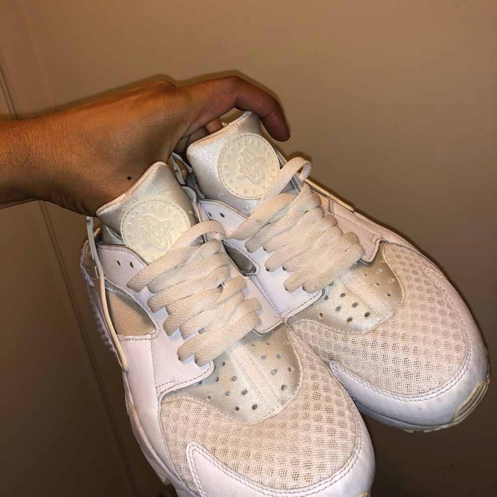 Nike sneakers - Picture 3 of 3